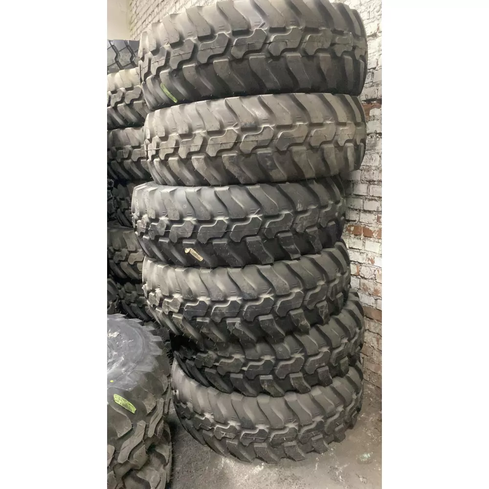 Спецшина 405/70/24 Dunlop sp t9  в Ярково